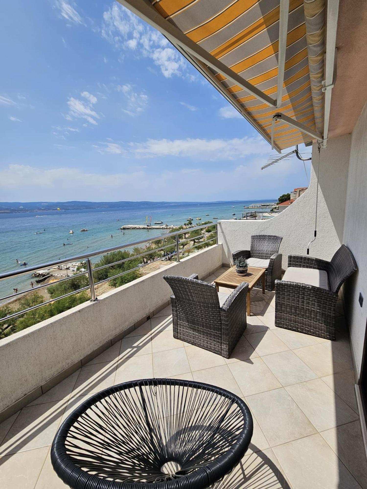Filip Apartment 奥米什 外观 照片