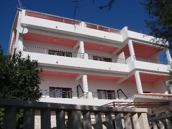 Filip Apartment 奥米什 外观 照片